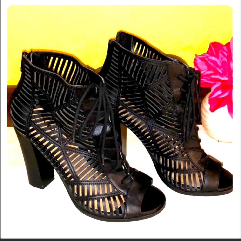 Beautiful and Comfortables Boots 👢 Mix. No 6